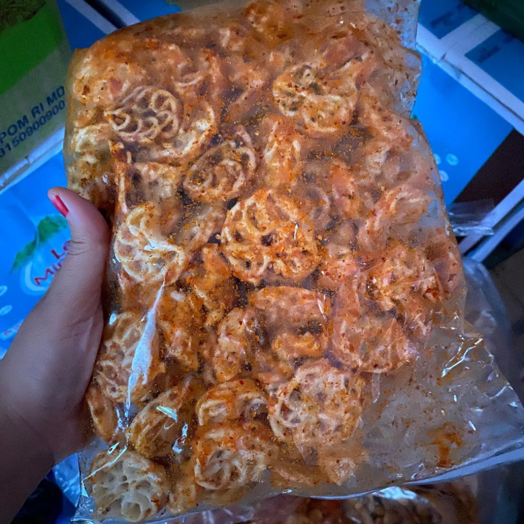 

Seblak kerupuk pedo pedas daun jeruk 1kg