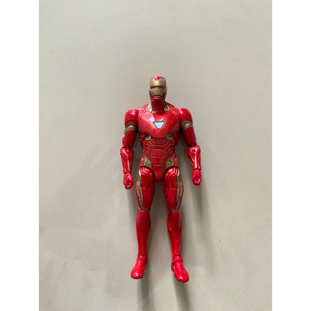 Marvel legends iron man mark 50