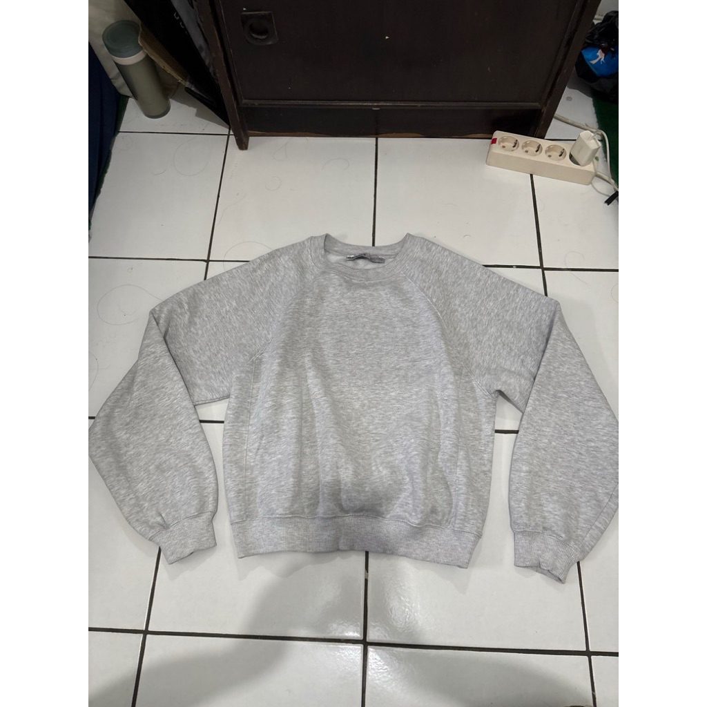 SWEATSHIRT BY BERSHKA