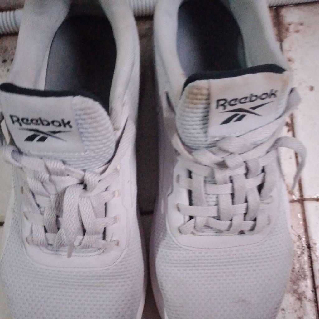 Sepatu reebok ori Bekas