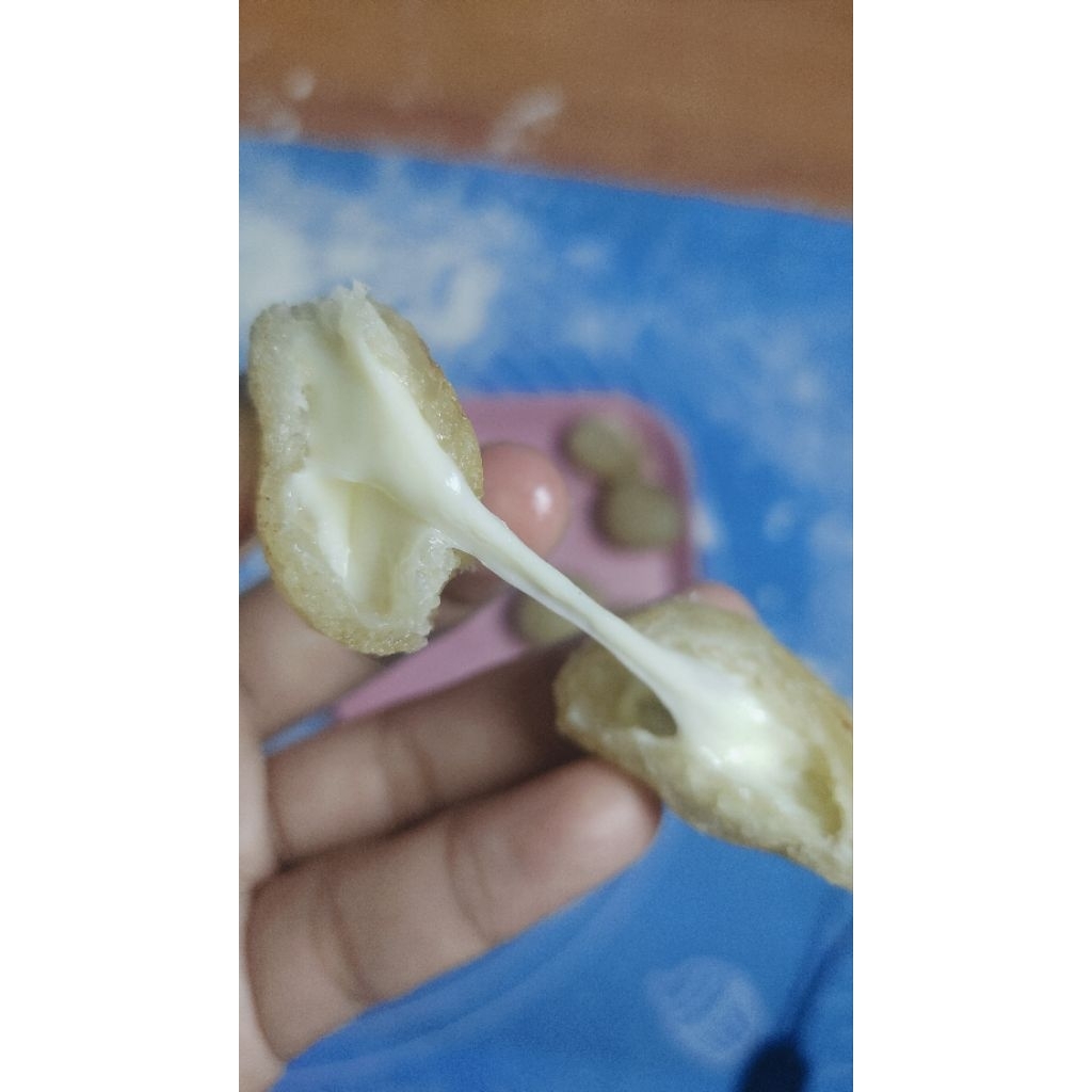 

cimol keju moza dan lumer