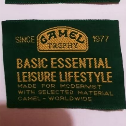 

label merek label (main) tag camel trophy