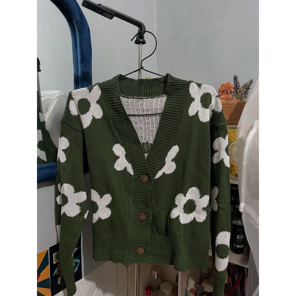 Cardigan Rajut Motif Bunga – Outer Stylish Kekinian Wanita