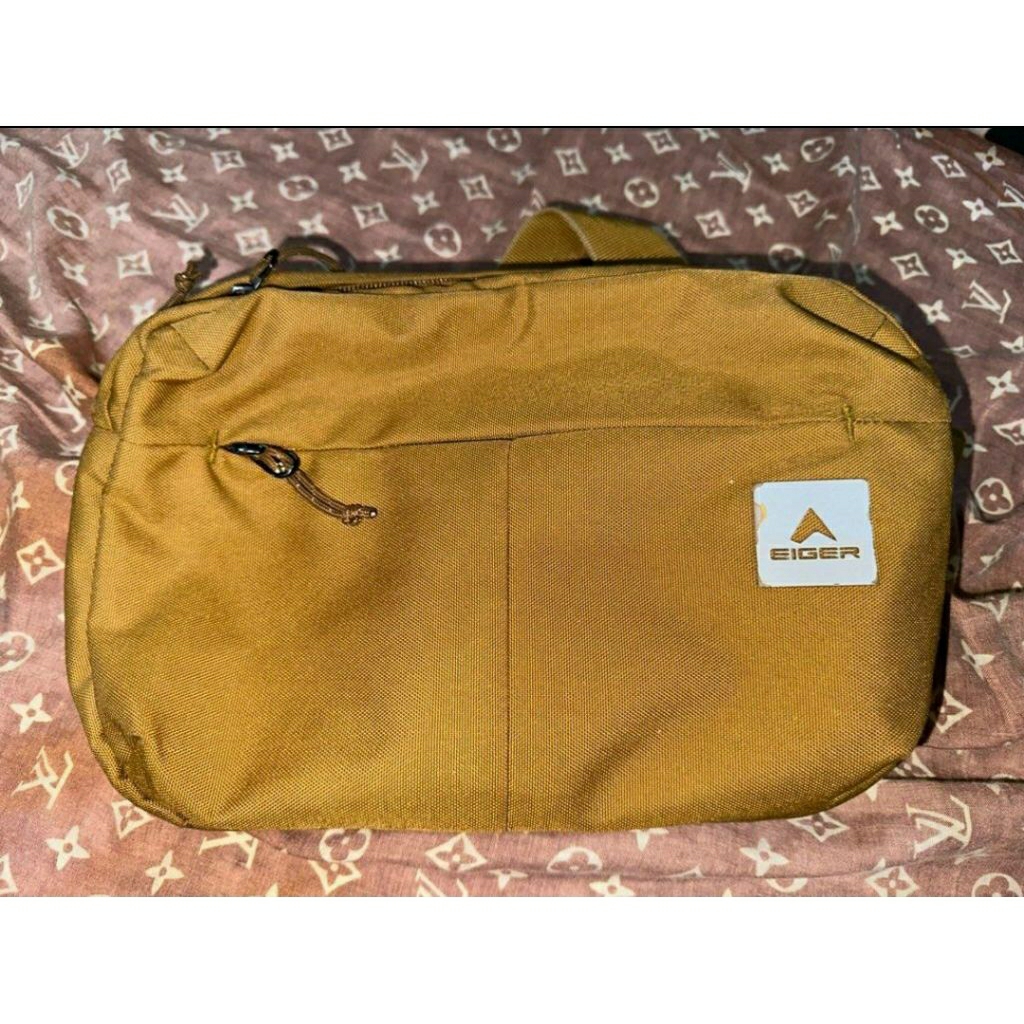 Tas Pinggang Eiger