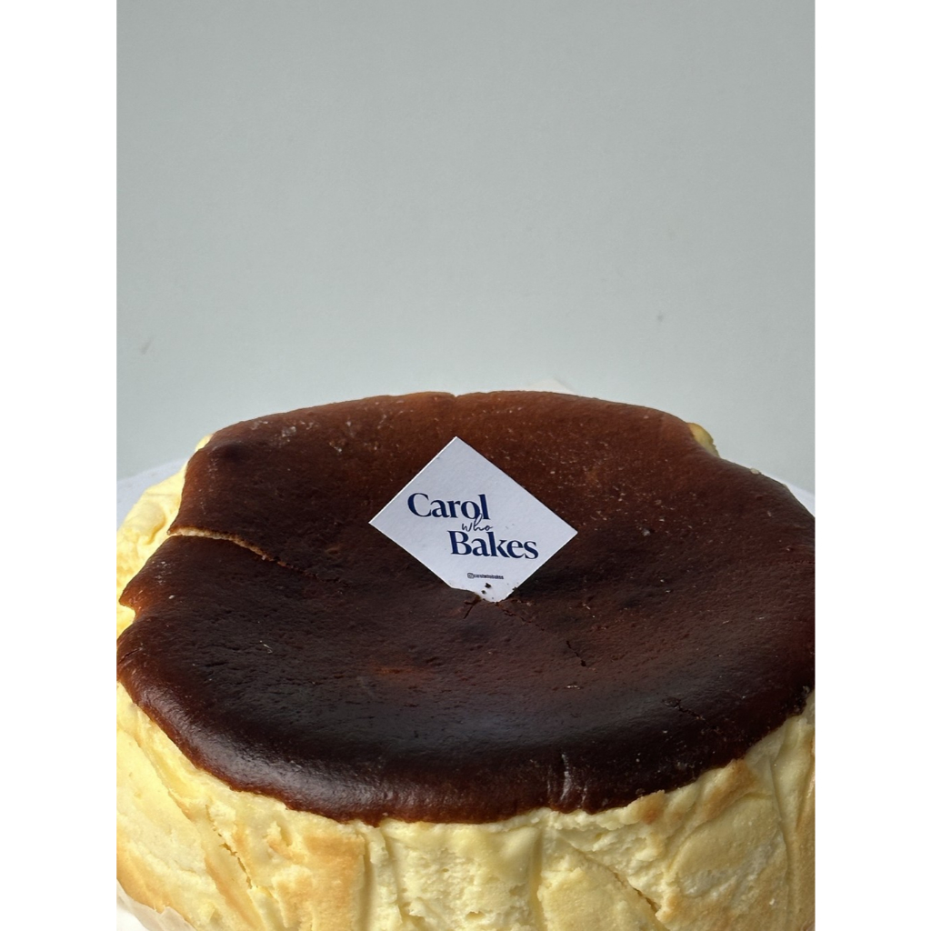 

Burnt Cheesecake by Carolwhobakes