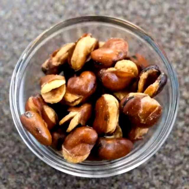 

Kacang Koro Kulit asin gurih 1kg, 500gr, 250gr