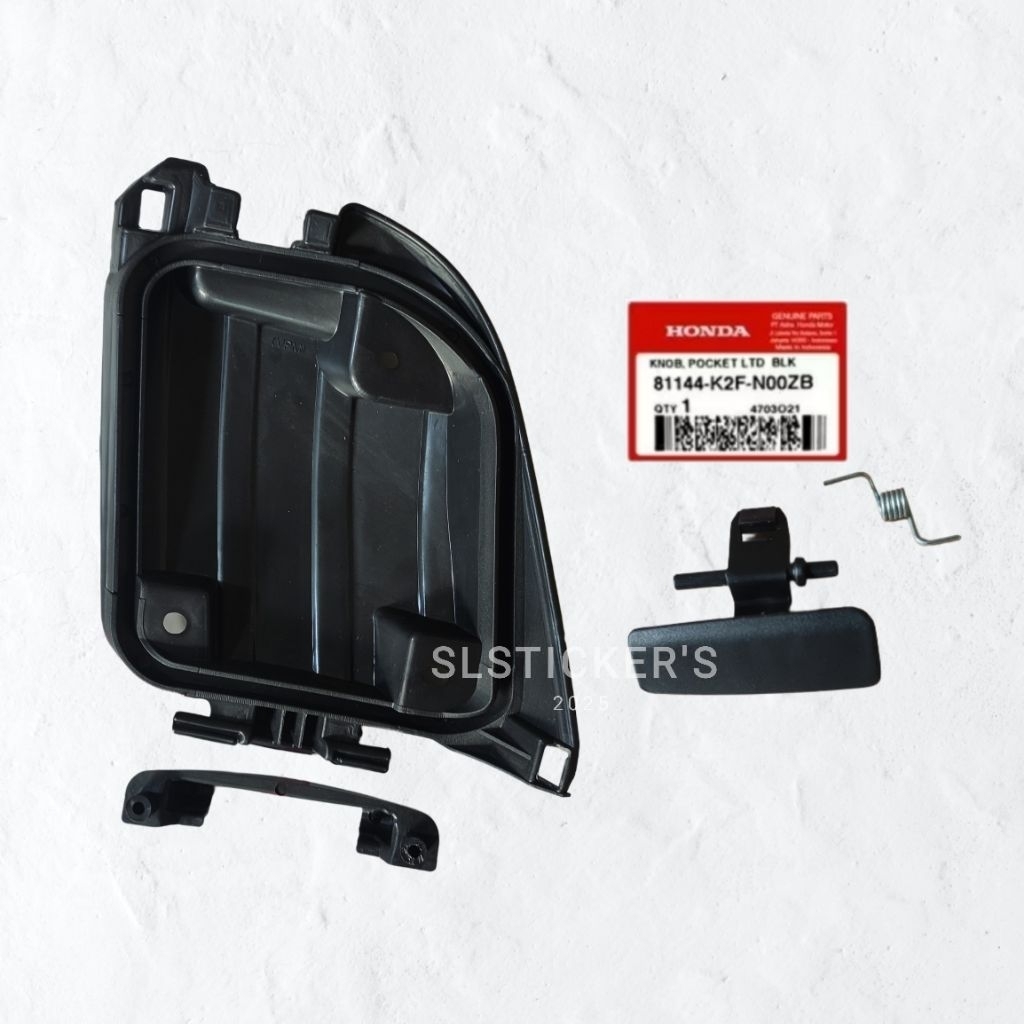 cover penutup laci Scoopy prestige 2023-2024 bagian dalam engsel Scoopy-FI 2023 sampai 2024 dudukan 