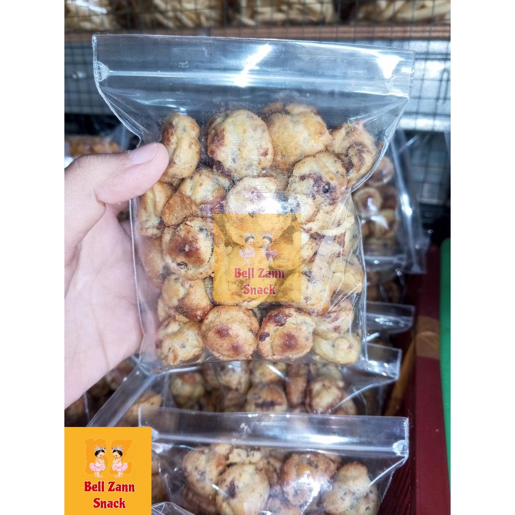 

Soes Mini Coklat Renyah Premium 110gr / Soes Coklat Lumer / Bellzann Snack / BZ Snack