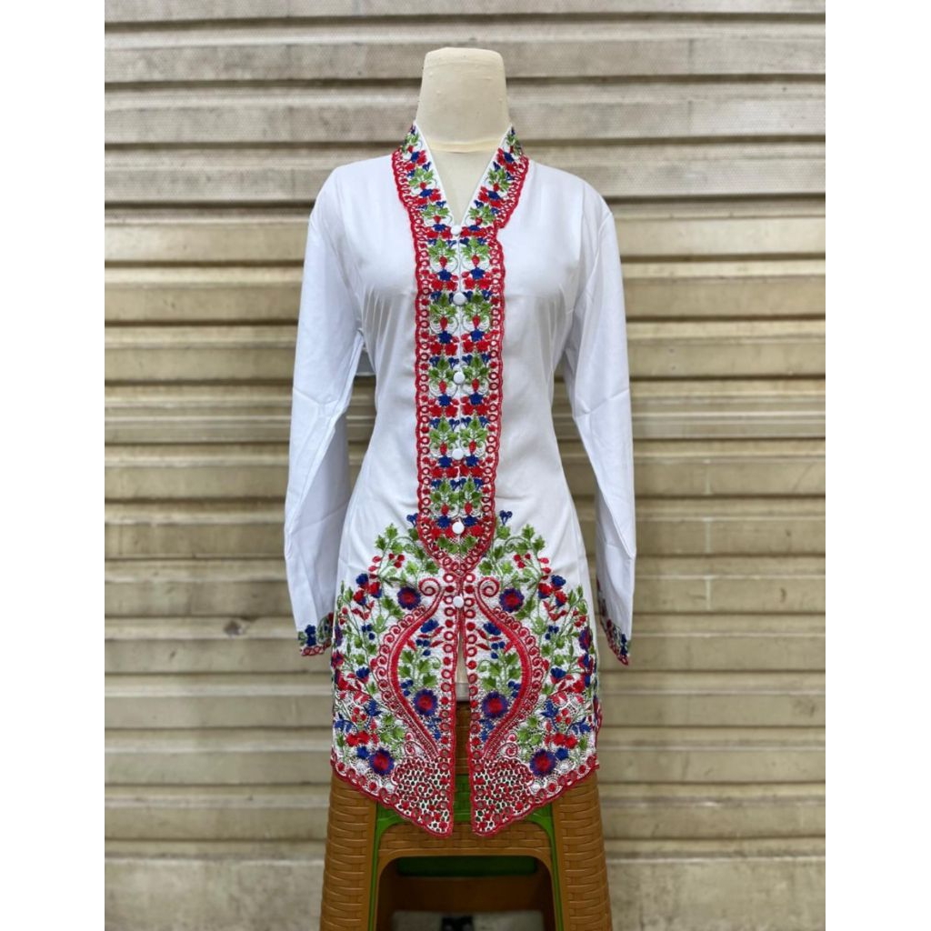 Kebaya Encim Modern Betawi Bordir
