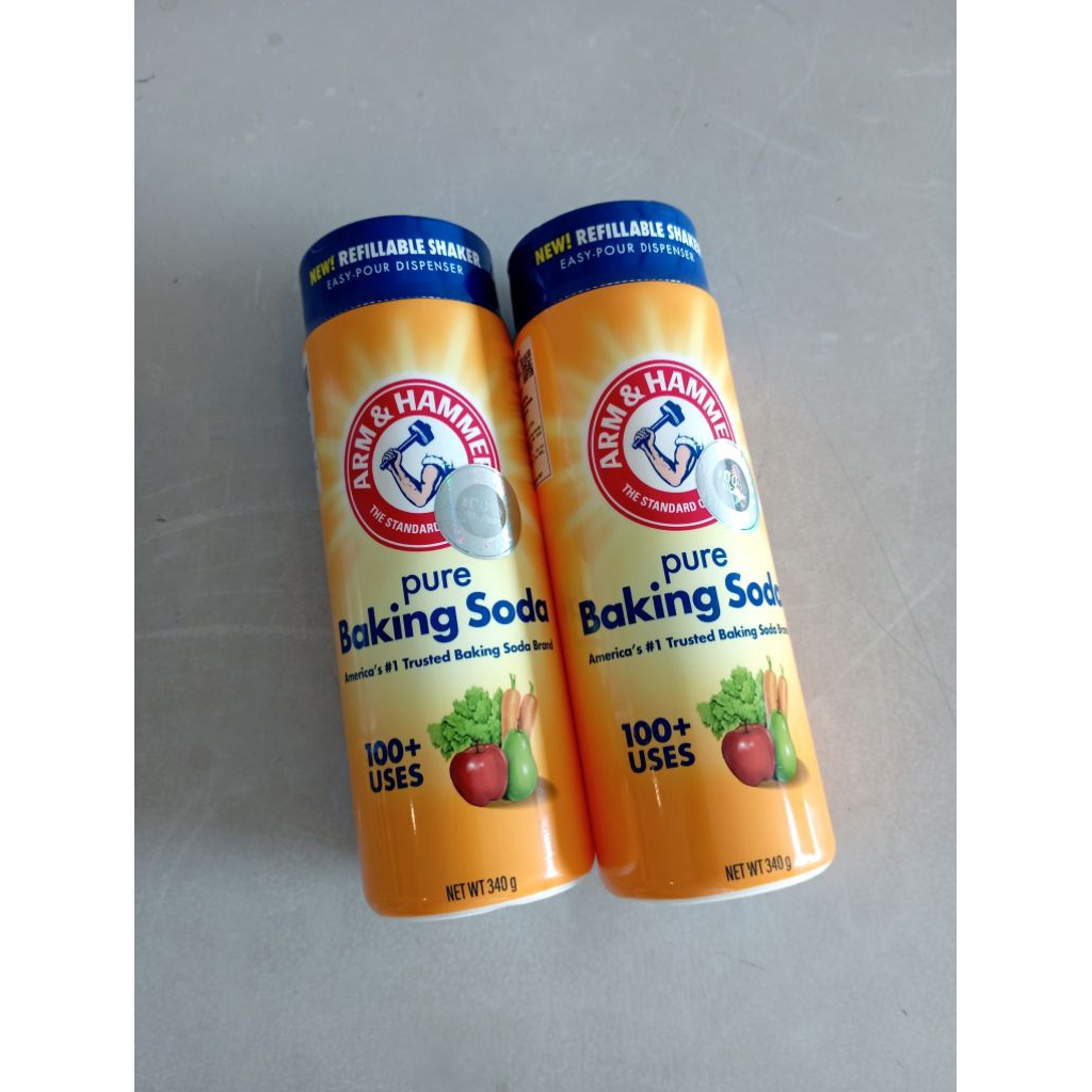 

Arm & Hammer Baking soda shaker