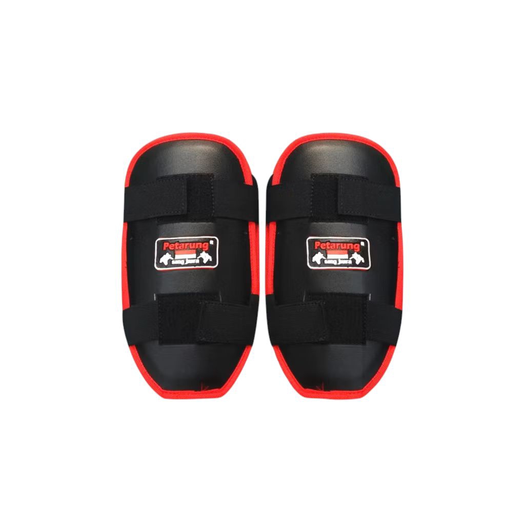 deker kaki pelindung kaki pesilat