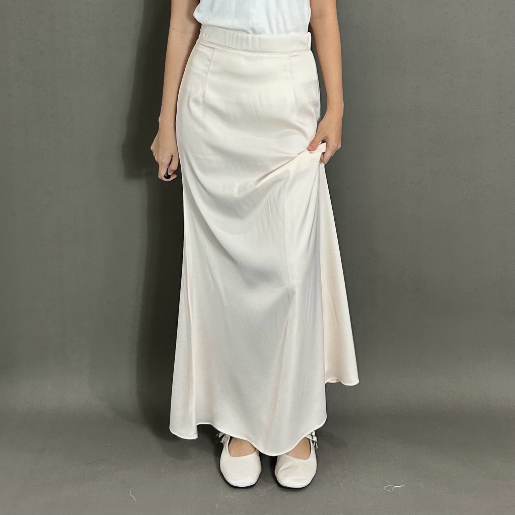 ByNeeth Luna Satin Skirt - Rok Span - Rok Mermaid - Rok Satin