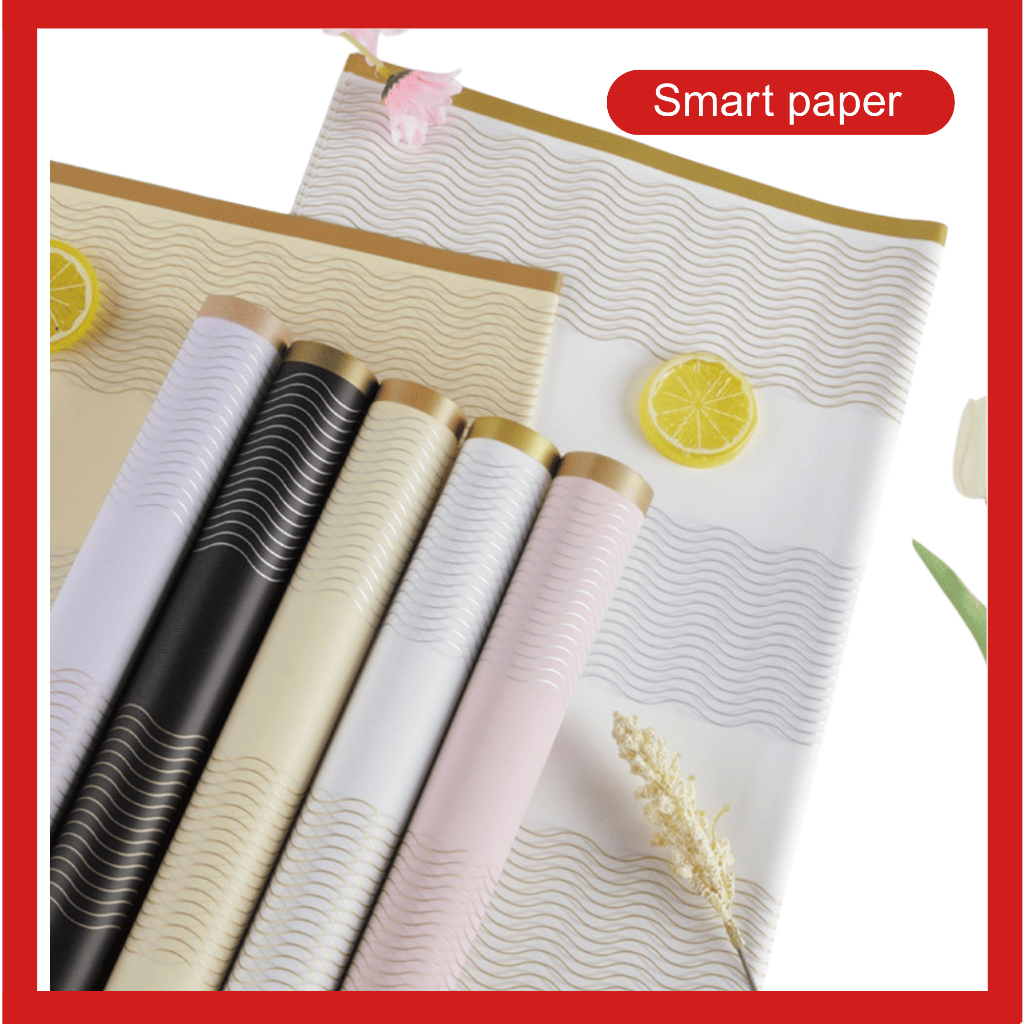 

Isi 20 LEMBAR Kertas Bunga Buket Motif List Gold Cellophane Flower Wrapping Paper Varian List Gold Florist KB067