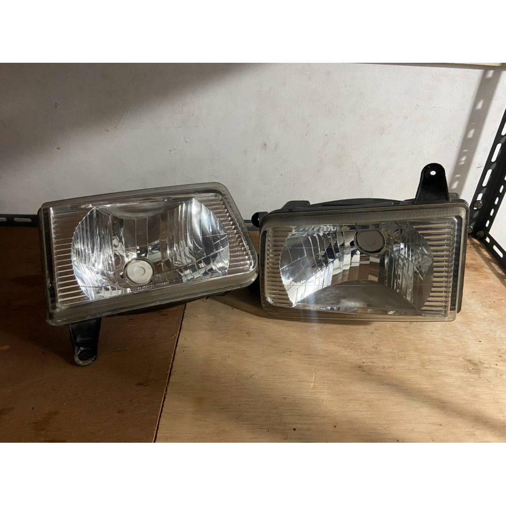 HEADLAMP LAMPU DEPAN LAMPU UTAMA MOBIL Isuzu Panther Kotak 1995-2002 Original