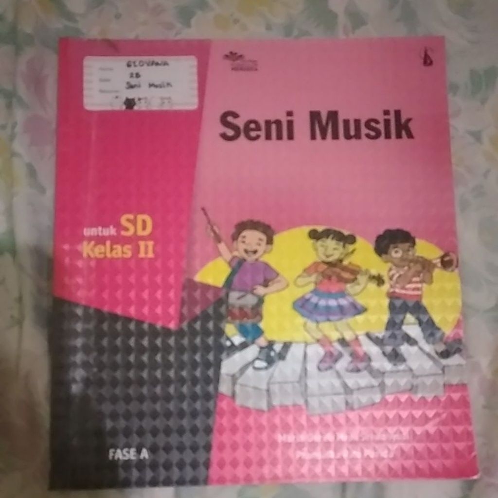 Buku Paket seni musik kelas 2 by kanisius preloved