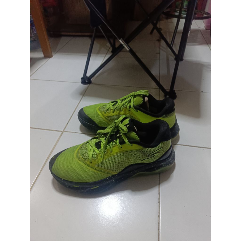 sepatu basket Skechers skx float green