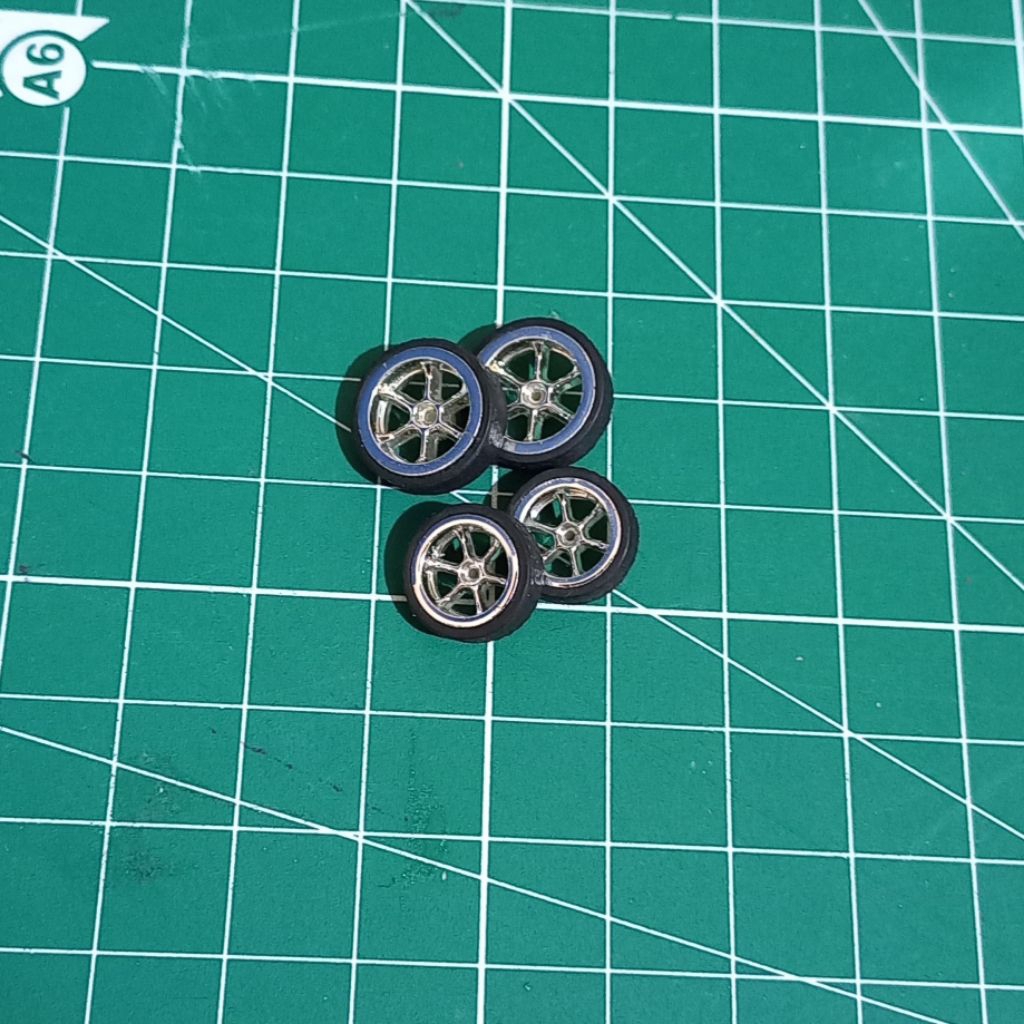 Velg Ban karet Hot wheels 6 spokes chrome ukuran kombinasi 10mm + 12mm