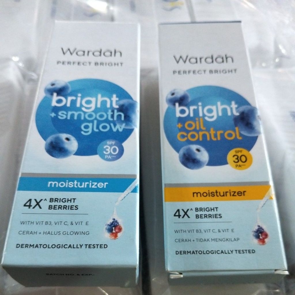 Wardah Perfect Bright Tone up cream moisturizer SPF 30 normal skin