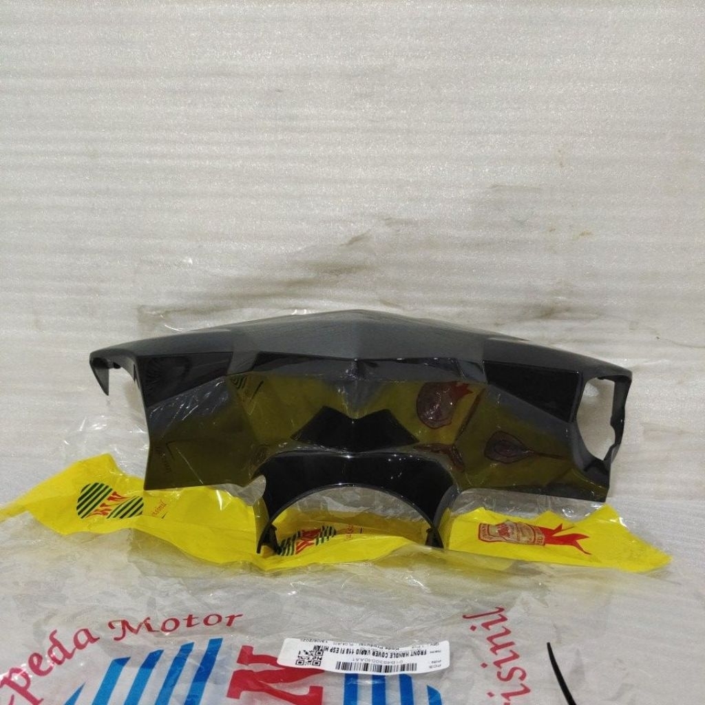 Cover Batok Depan Honda Vario 110 FI ESP ( FRONT HANDLE COVER VARIO 110 FI ESP HITAM ) WIN
