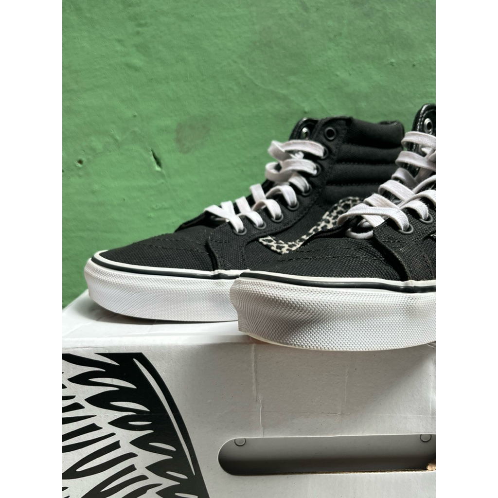 Sepatu Sekolah black sk8 Leopard mini (second)