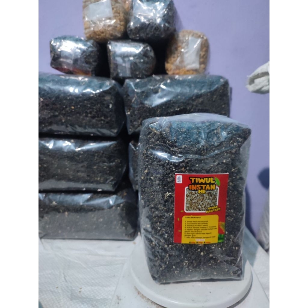 

TIWUL HITAM PEKAT READY 1 KILO GRAM