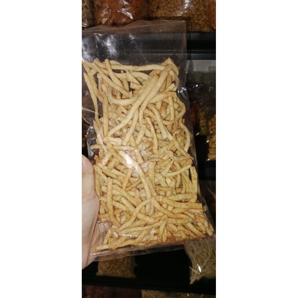 

sistik / stik bawang pedes / pangsit stik