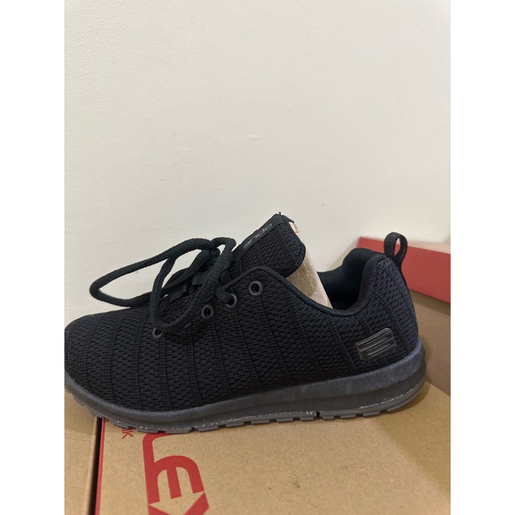 Sepatu Anak Sekolah SD SMP SMA Hitam Ando Rebecca