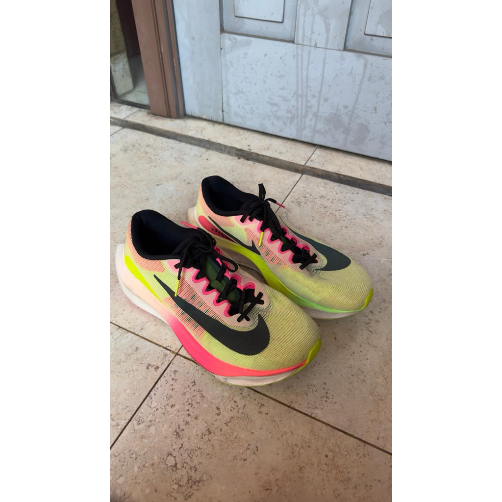 Preloved NIKE ZOOM FLY 5 EKIDEN 2024 MISMATCH