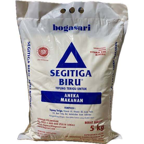 

Tepung Segitiga Biru 5 kg – Tepung Terigu Serba Guna untuk Masakan & Kue