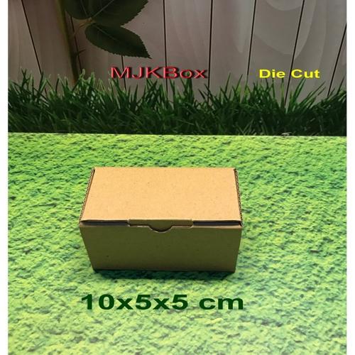 

Kotak Kardus Karton Uk. 10x5x5 cm.....Die Cut