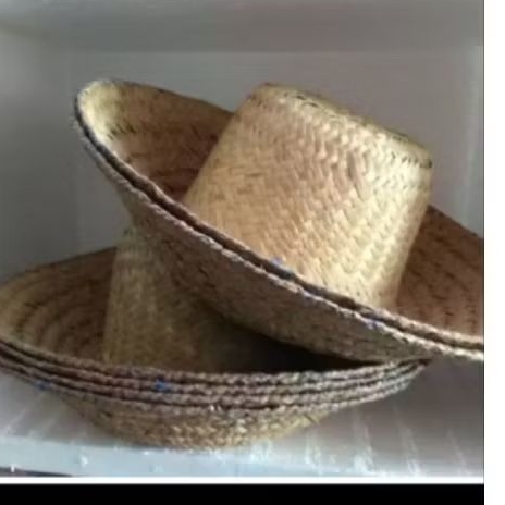 anyaman topi purun / anyaman topi eceng gondok