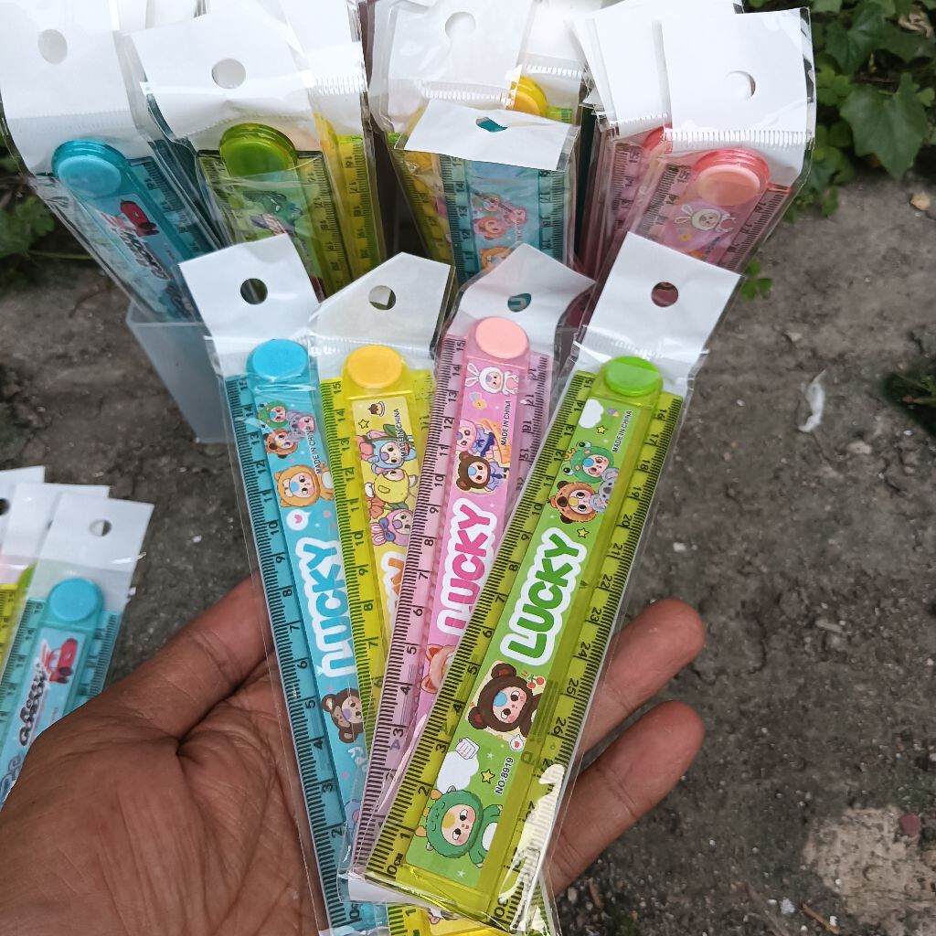 

Grosir 1 Pcs Mainan Penggaris Lipat Motif Kartun Lucu 30cm Garisan Gambar Untuk Sekolah ATK Grosir