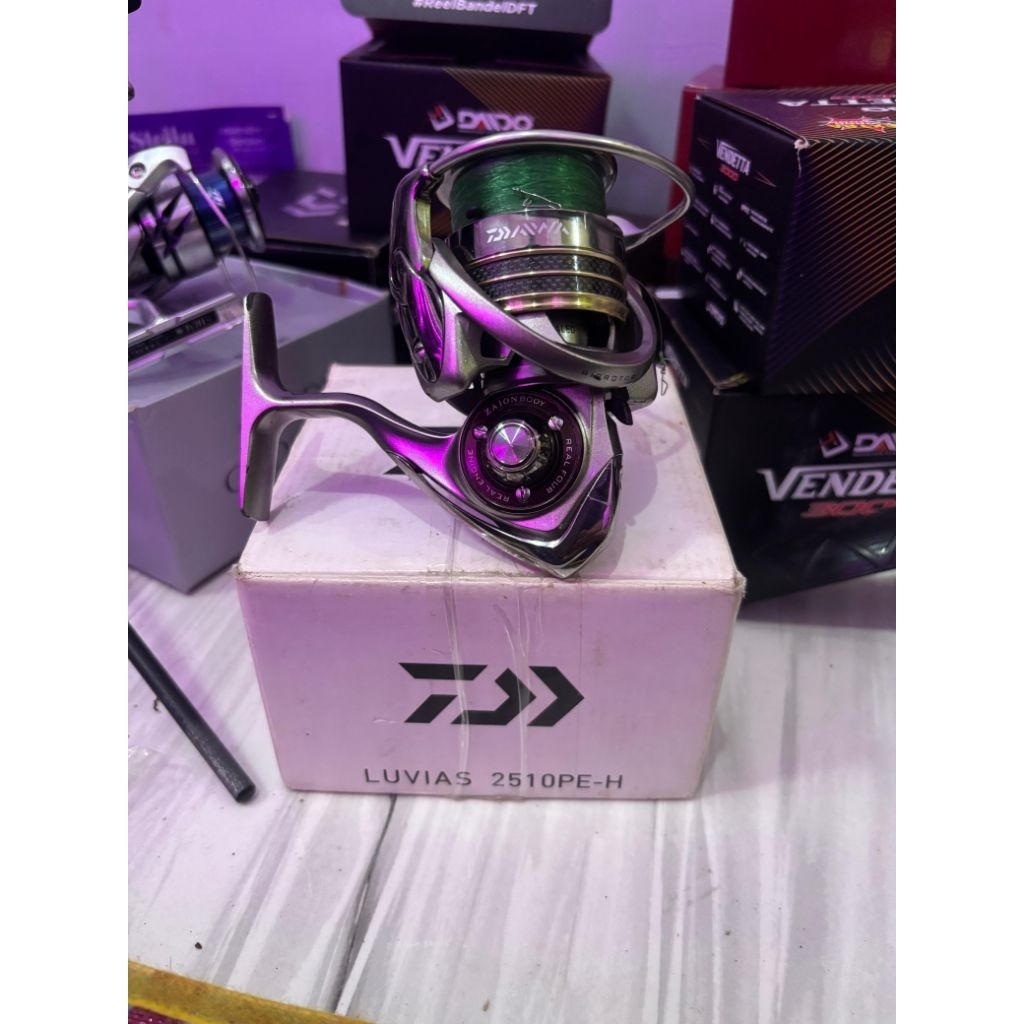 daiwa luvias batik 2510pe-h
