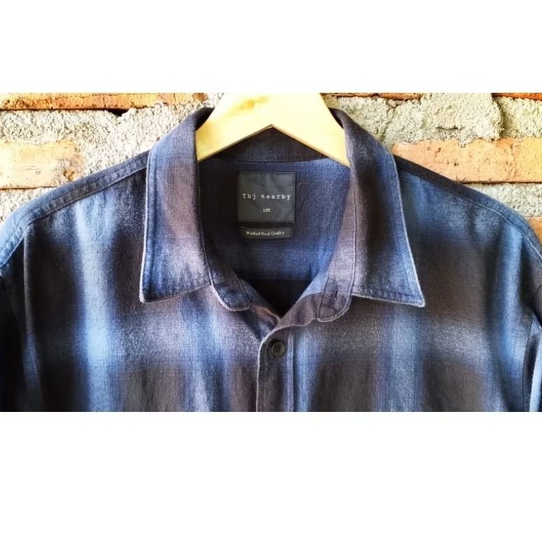 Kemeja flannel TBJ Nearby