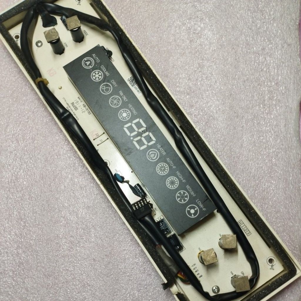 Display AC Floorstanding Sensor Digital AC Polytron StandingFloor