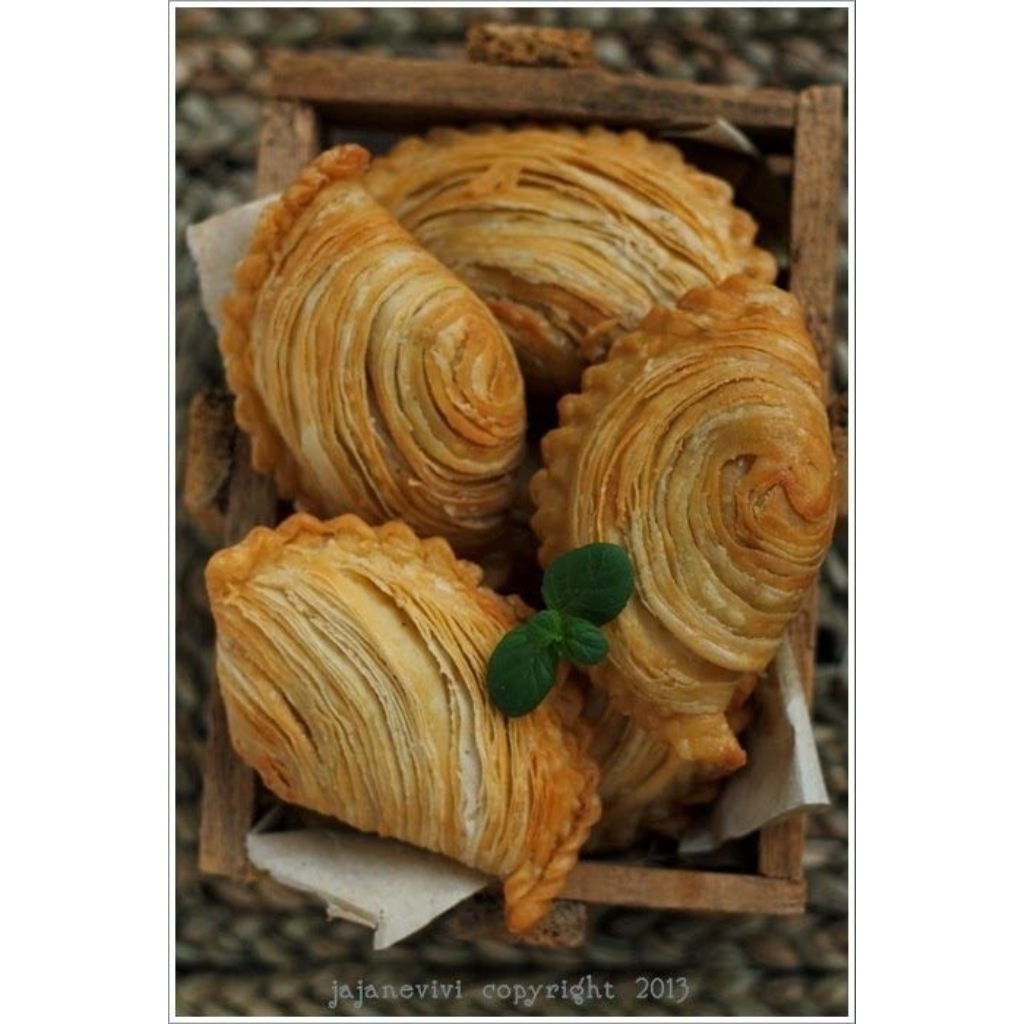

Karipap Frozen isi 5pcs