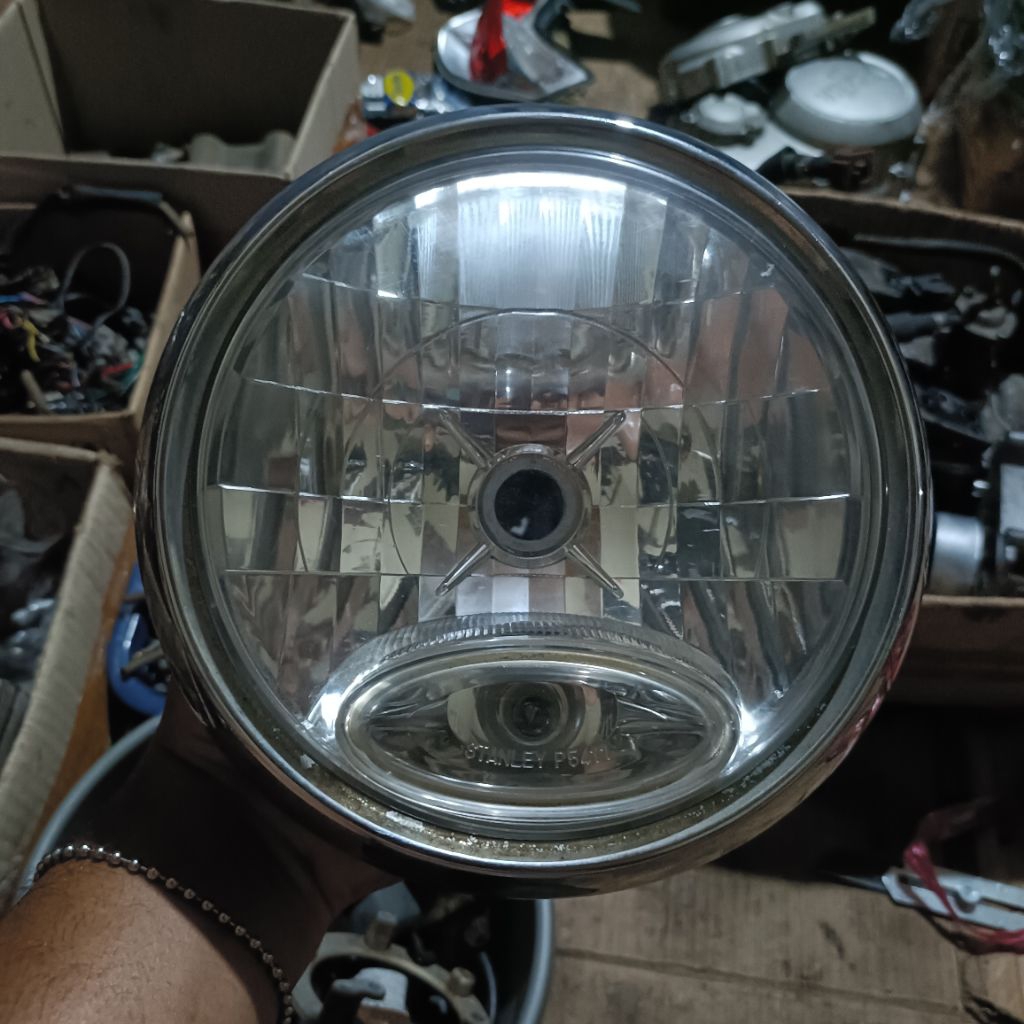 lampu bulat yamaha scorpio original
