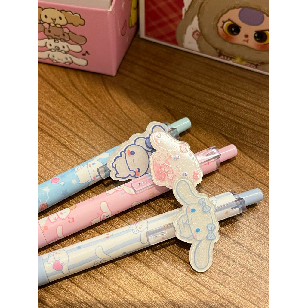 

Pen Lucu Timbul Charm / Akrilik