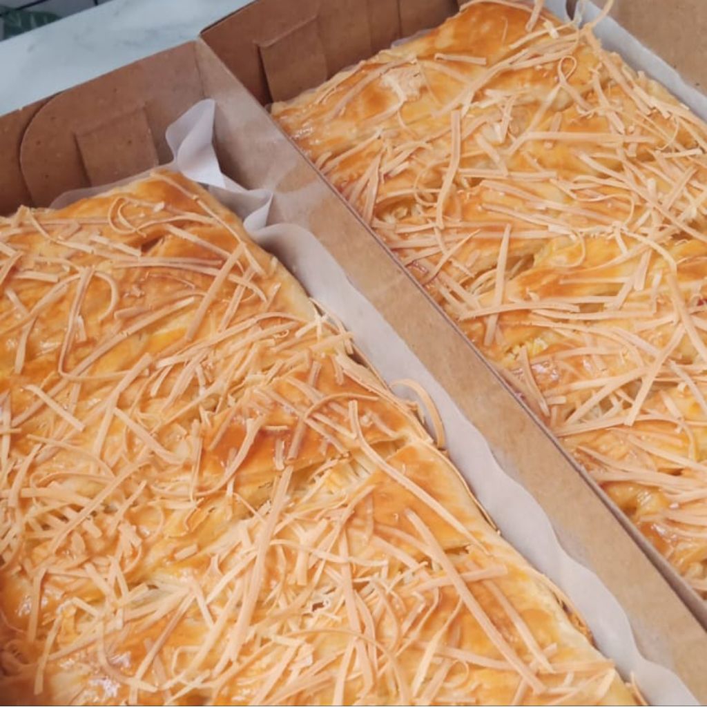 

Strudel pisang tanpa gula Sedang dan jumbo