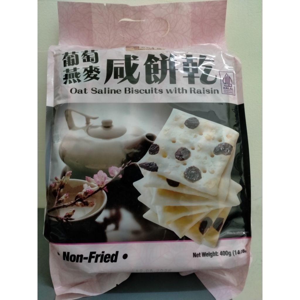 

Yummy House Oat Saline Biscuits With Raisin