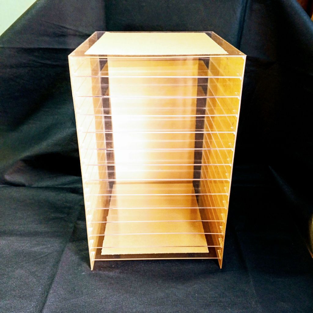 

Display Rak Kertas Akrilik / tempat penyimpanan kertas HVS