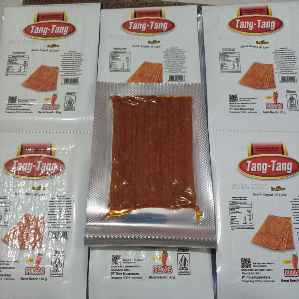 

tang tang Snack lembaran rasa pedas
