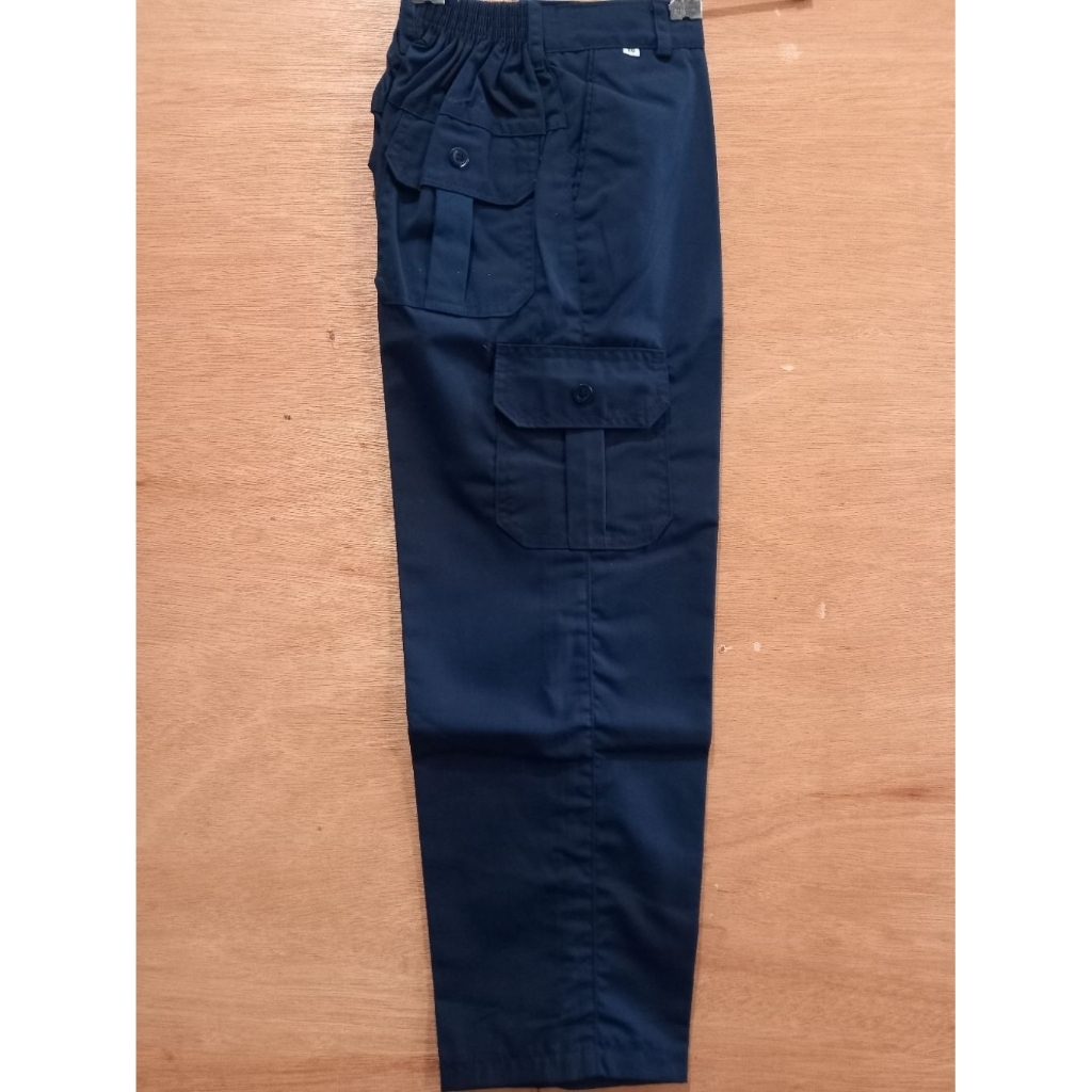 

New - Celana Sekolah SMP Panjang (Baru)