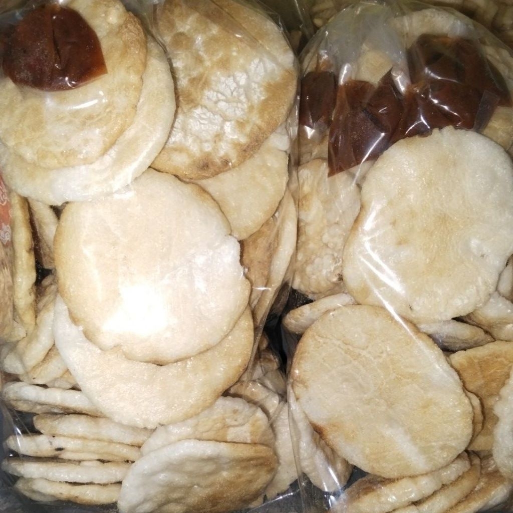 

1pak kemplang pangang bantat ikan tengiri isi 50 sambal 4bks enak gurih rwnyah