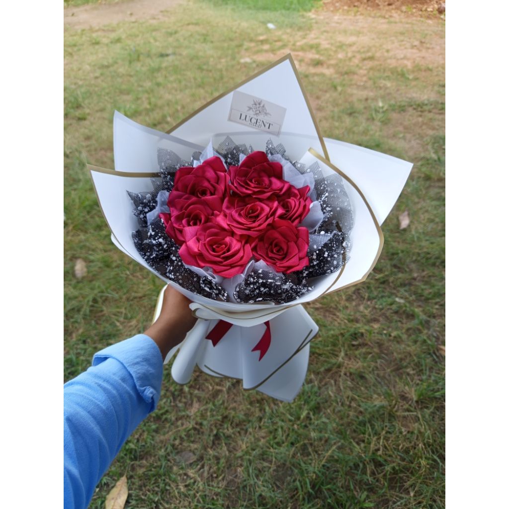 

Buket Pita Satin|Buket Cantik|Murah|BuketSatin|Graduation|Egagment|Wedding