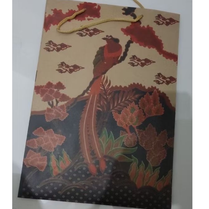 

Paperbag Batik Folio Medium Eksklusif samson doff