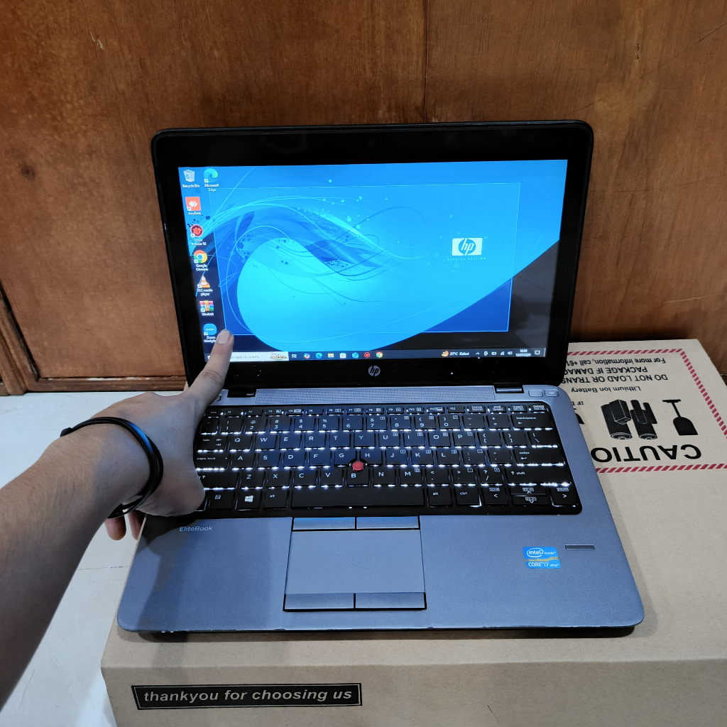 Laptop HP Elitbook 820 G1, Core i7-4600U, Ram 8 GB / 256Gb SSD Layar (Touchscreen)