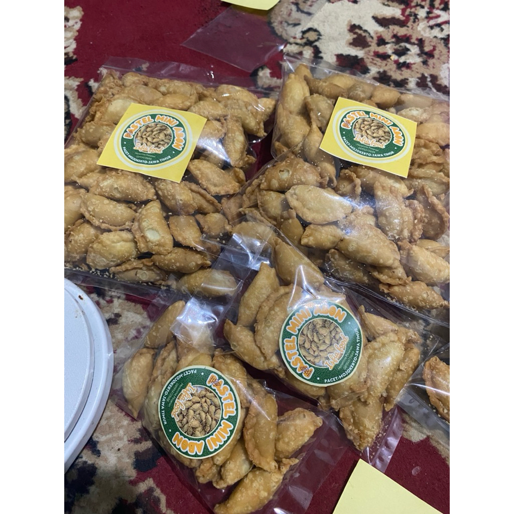 

Pastel Mini isi abon (500gr-1000gr)