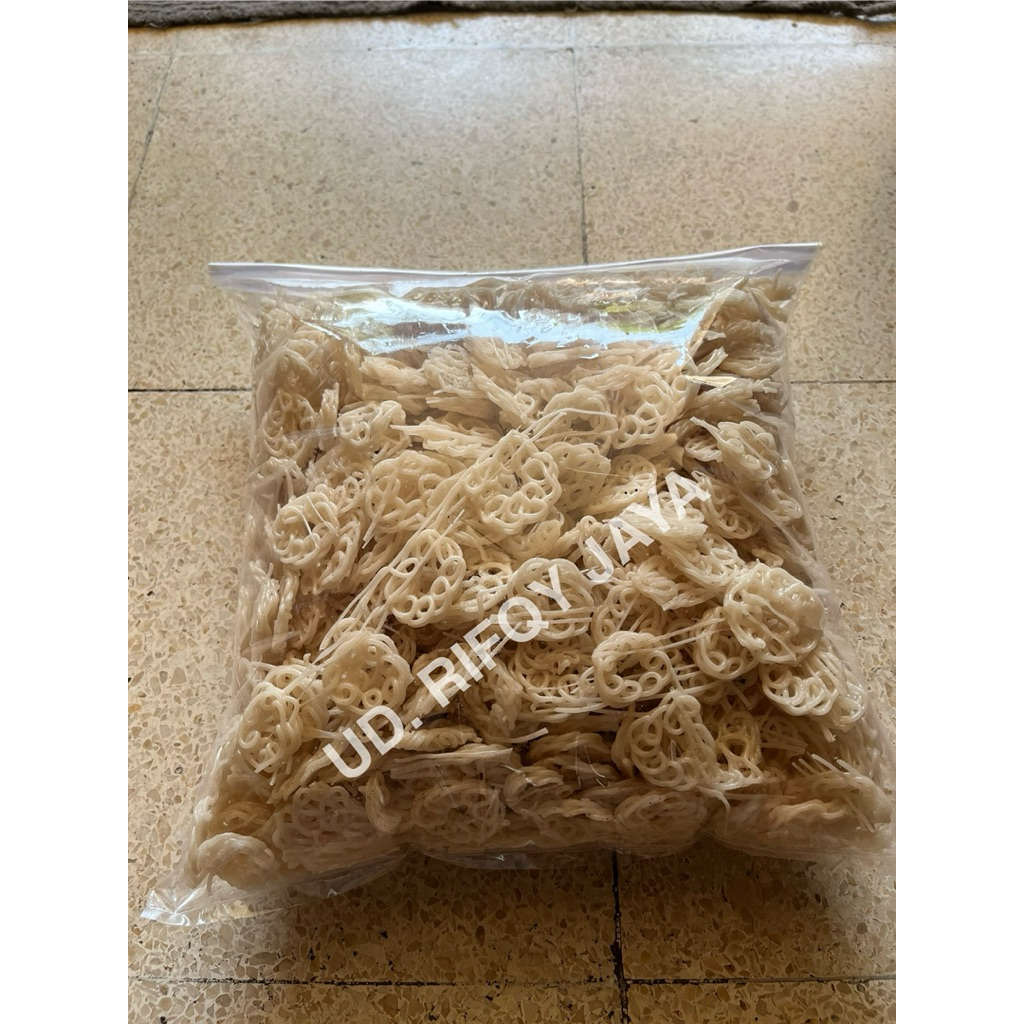 

Kerupuk Seblak Rafael Viral Mawar Putih Besar