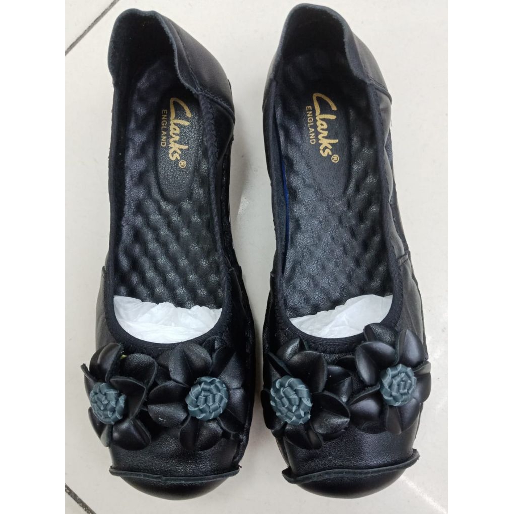 Clark bunga 2 flat/ sepatu kulit wanita / Clark bunga 2